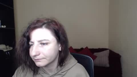 Snapshot of muse_kitty_jenia chatting on February 15, 2025, 9:37 pm Jenya online show from February 15, 2025, 9:37 pm