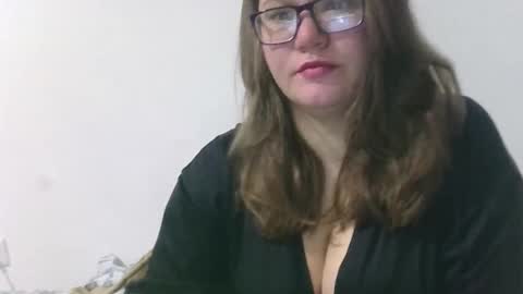 musechic_wild online show from February 6, 2026, 10:46 pm