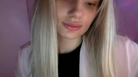 Snapshot of musescorner chatting on June 9, 2026, 7:36 pm musescorner online show from June 9, 2026, 7:36 pm