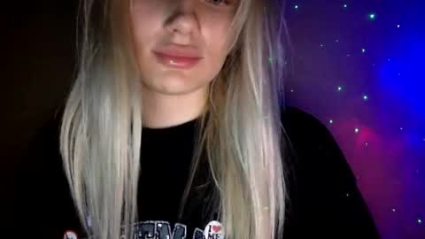 Snapshot of musescorner chatting on July 6, 2026, 6:21 pm musescorner online show from July 6, 2026, 6:21 pm