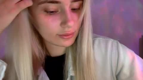 Snapshot of musescorner chatting on July 7, 2026, 4:55 pm musescorner online show from July 7, 2026, 4:55 pm