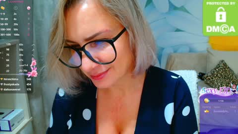 Lana online show from December 23, 2024, 1:03 pm