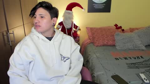 VALENTINA Luna  online show from December 23, 2024, 9:49 am