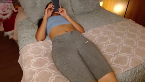VALENTINA Luna  online show from January 19, 2025, 12:17 am