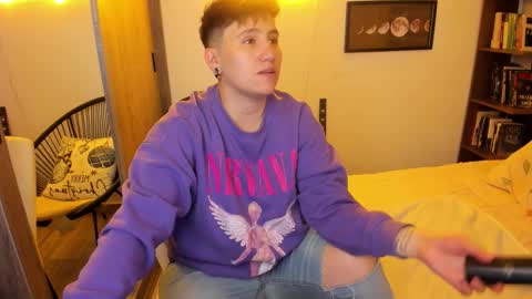 VALENTINA Luna  online show from March 20, 2026, 2:16 am