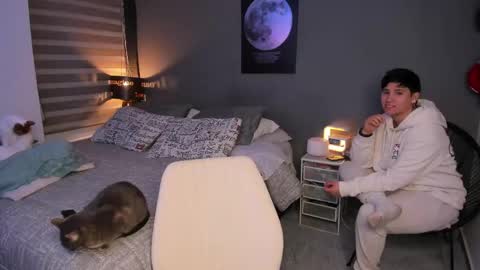 VALENTINA Luna  online show from April 21, 2026, 12:01 am