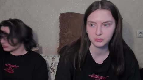 Snapshot of muuur_love chatting on March 9, 2026, 11:53 pm cute couple online show from March 9, 2026, 11:53 pm
