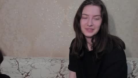 Snapshot of muuur_love chatting on March 11, 2026, 10:05 pm cute couple online show from March 11, 2026, 10:05 pm