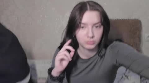 Snapshot of muuur_love chatting on March 18, 2026, 4:43 pm cute couple online show from March 18, 2026, 4:43 pm