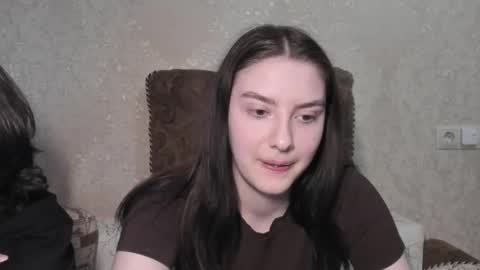 Snapshot of muuur_love chatting on March 23, 2026, 4:11 pm cute couple online show from March 23, 2026, 4:11 pm