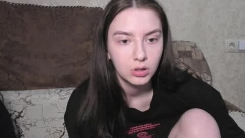 Snapshot of muuur_love chatting on March 30, 2026, 7:04 pm cute couple online show from March 30, 2026, 7:04 pm