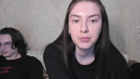 Snapshot of muuur_love chatting on April 4, 2026, 1:52 pm cute couple online show from April 4, 2026, 1:52 pm