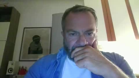 muzungu5 online show from October 27, 2025, 6:12 pm