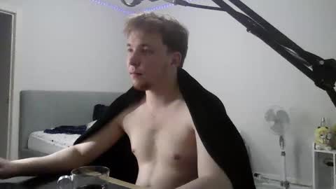 Snapshot of mxmplay chatting on June 1, 2026, 7:26 pm alexplay online show from June 1, 2026, 7:26 pm