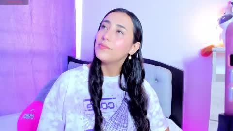 my_aleja_ online show from April 16, 2026, 8:53 pm