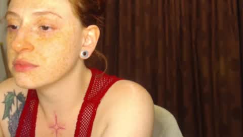 Snapshot of my_kind_of_love chatting on October 4, 2025, 6:11 am sara i know you love me xoxox online show from October 4, 2025, 6:11 am