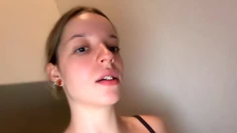 Snapshot of my_mia_ chatting on May 9, 2026, 12:54 pm MIA I will be here Monday Wednesday Thursday Saturday online show from May 9, 2026, 12:54 pm