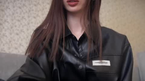 JIN online show from April 10, 2026, 12:43 pm