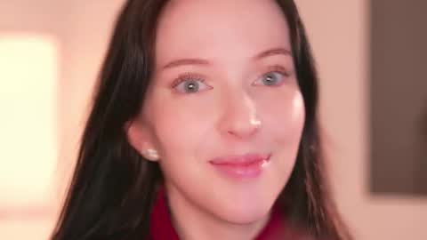 Snapshot of my_stella_ chatting on November 9, 2025, 1:42 pm STELLA online show from November 9, 2025, 1:42 pm