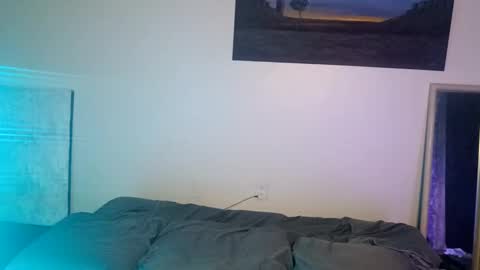 mya_sparklez online show from September 15, 2025, 8:03 am