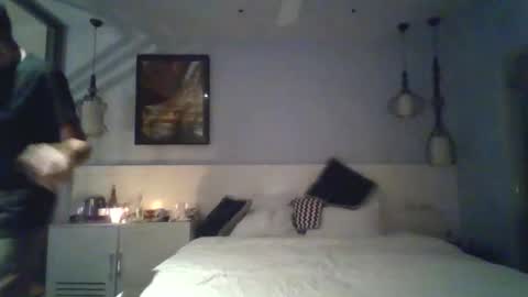 mama online show from November 14, 2025, 1:26 am