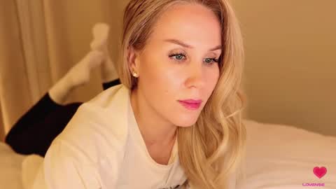 Mya-be Yours P online show from November 5, 2025, 5:24 pm