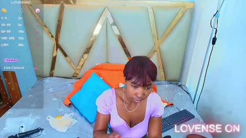 Samanta  online show from January 13, 2025, 1:06 pm