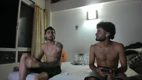 JUAN TORRES CREATURE online show from September 23, 2025, 4:04 am