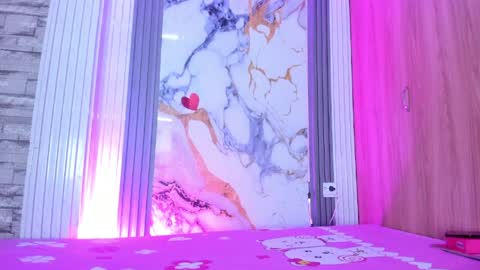 mybonnieandclyde303av online show from April 3, 2026, 2:20 am