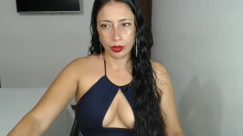 mary and charlie online show from November 12, 2025, 11:47 pm