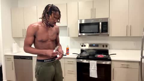 mycreamydreams online show from March 3, 2025, 3:41 am