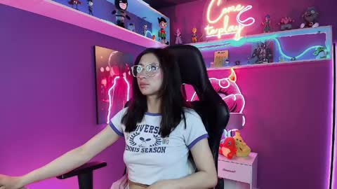 Milly Cute online show from April 3, 2026, 4:21 am