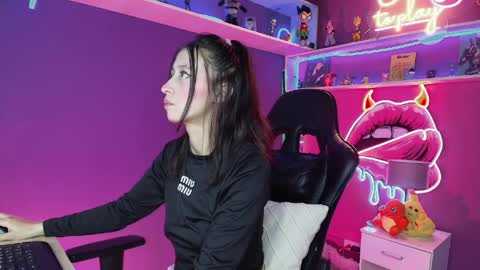 Milly Cute online show from April 4, 2026, 4:11 am