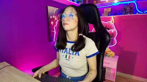 Milly Cute online show from April 9, 2026, 4:34 am