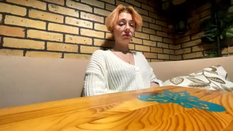 Esha online show from September 23, 2025, 3:37 pm
