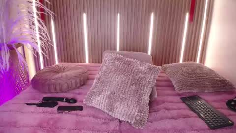 Myla  online show from March 26, 2026, 3:34 am