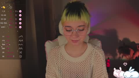 MylaFlores online show from December 18, 2024, 11:45 am