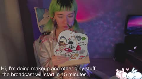 MylaFlores online show from January 8, 2025, 1:42 am