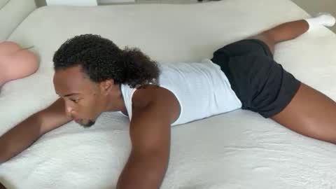 Snapshot of myles_isperfect chatting on March 8, 2026, 2:32 pm Myles Spears online show from March 8, 2026, 2:32 pm