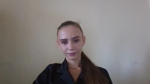 Snapshot of mylittle_flame chatting on October 12, 2025, 10:36 am mylittle_flame online show from October 12, 2025, 10:36 am