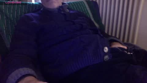 Bi sexy guy lovense hush is on private is open or password show tip if you like. online show from December 25, 2024, 3:28 pm