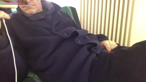 Bi sexy guy lovense hush is on private is open or password show tip if you like. online show from February 24, 2025, 10:26 am