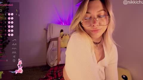 mynameisnikki_ online show from January 10, 2026, 8:38 am