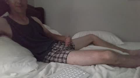 Felt like showing off online show from September 15, 2025, 2:55 am