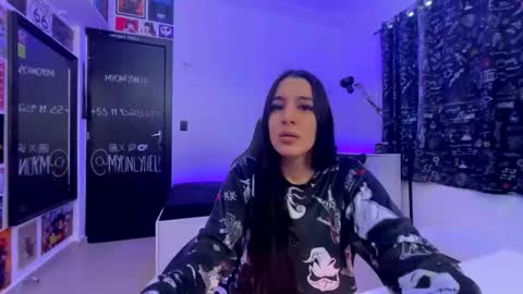 Snapshot of myonlyhell chatting on February 28, 2026, 5:36 pm myonlyhell online show from February 28, 2026, 5:36 pm