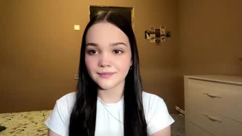 Snapshot of myrnabrantner chatting on July 16, 2026, 12:22 pm Mikel online show from July 16, 2026, 12:22 pm