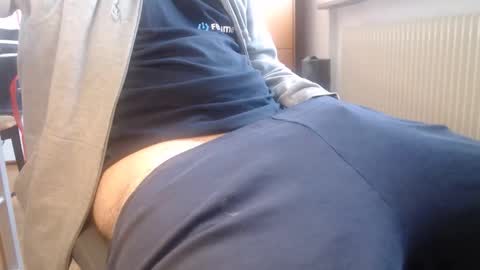 Snapshot of mysecr3tsins chatting on October 9, 2025, 8:34 am Ben online show from October 9, 2025, 8:34 am