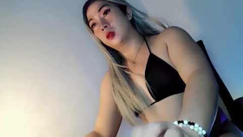 Snapshot of mysterious_kim chatting on February 25, 2026, 2:27 pm kimmy online show from February 25, 2026, 2:27 pm