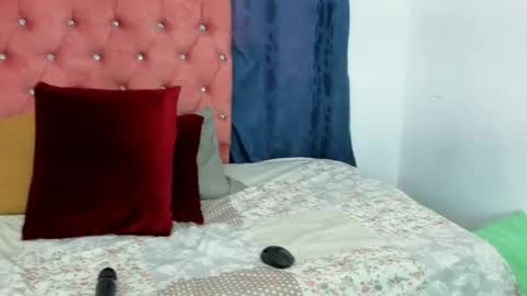 Mystery couple online show from June 2, 2026, 7:38 pm