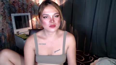 Snapshot of mysteryman_xxx chatting on January 13, 2025, 8:47 am UR GIRL NEXTDOOR online show from January 13, 2025, 8:47 am